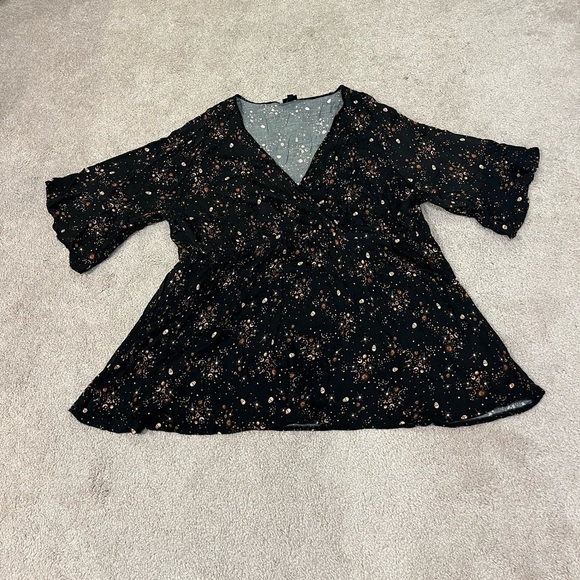 torrid Tops - Torrid Babydoll Challis Top with Ruffle Sleeves